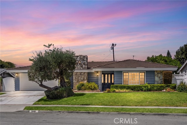 1449 La Canada Dr — photo