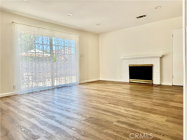 1906 W Kenoak Dr — photo