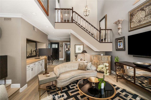 470 Medford Ct Unit 102 — photo