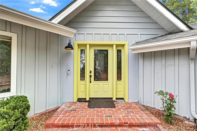 30396 Live Oak Dr — photo