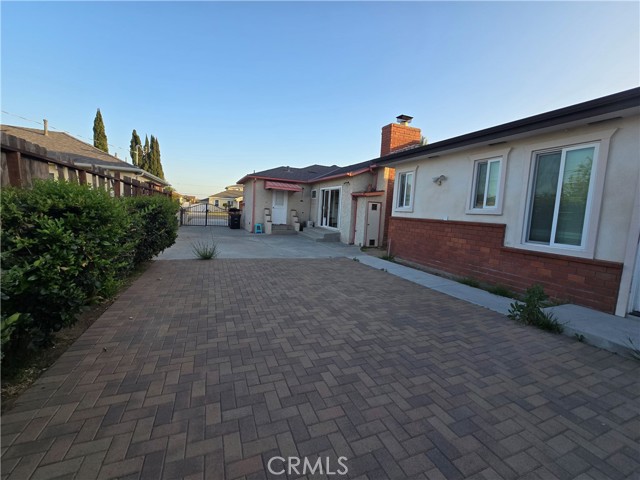 205 E Bencamp — photo
