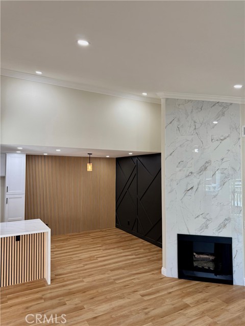 23556 Cambridge Rd 327 — photo