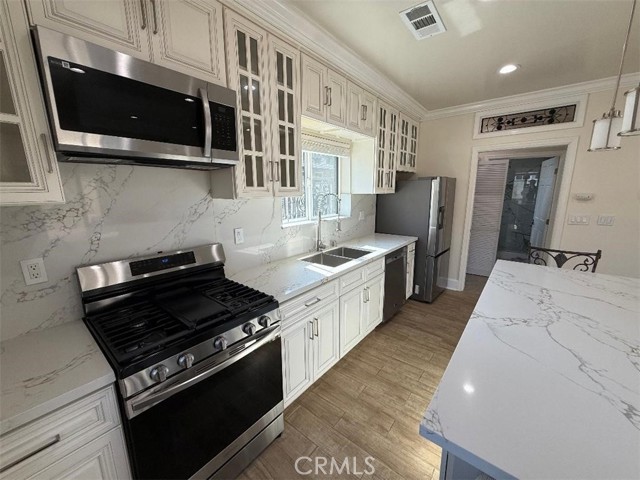 3843 Weston Pl a — photo