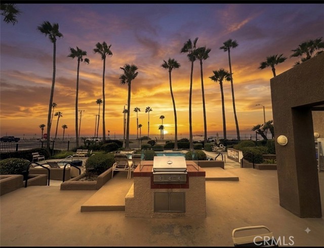 1200 Pacific Coast — photo