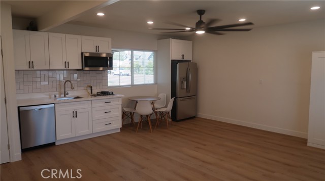 220 E Madison #B, Placentia, CA 92870 — photo 2