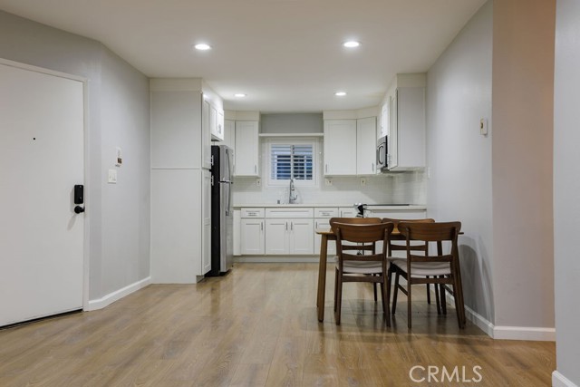 1108 Camino Real 308 — photo