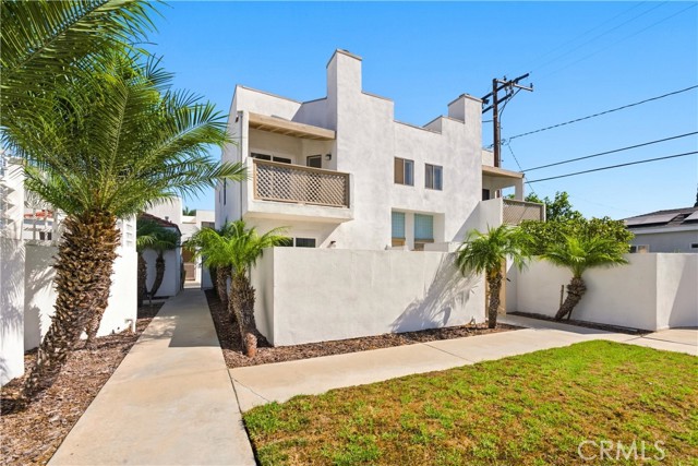 12700 Josephine 128 — photo