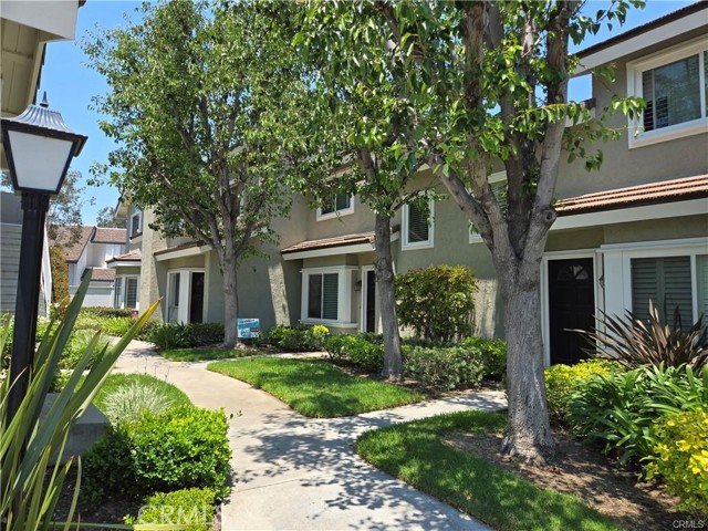 569 Springbrook, Irvine, CA 92614 — photo 2