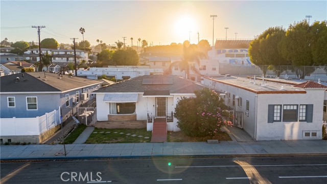 1631 S Cabrillo — photo