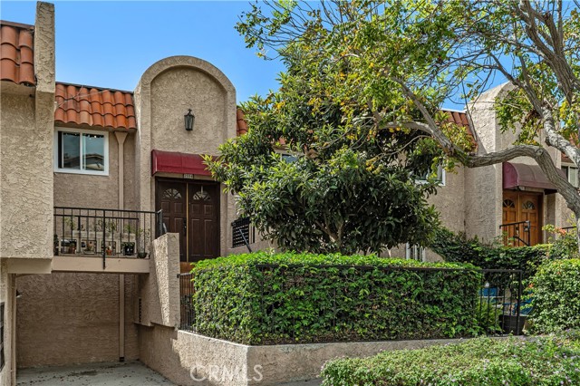 2504 Skyline Dr — photo