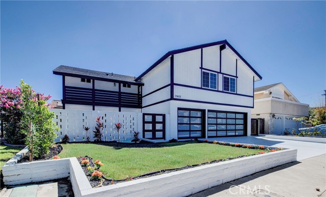 13422 Pepperdine — photo