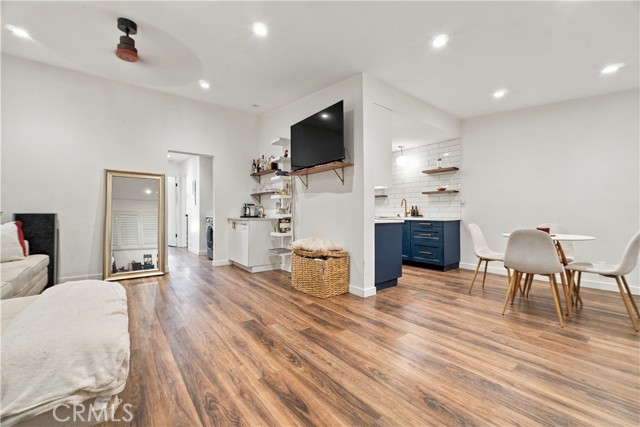 756 N Inglewood Unit 14 — photo