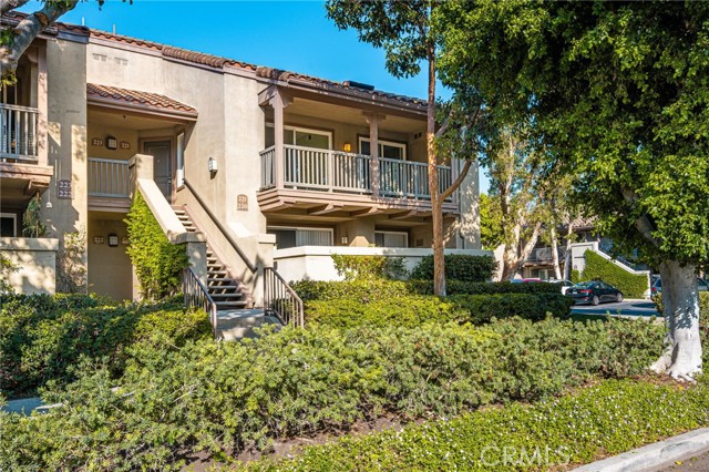 2800 Keller Dr 221 — photo
