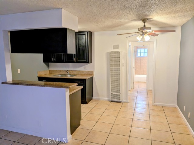 1708 Pine Ave 1 — photo