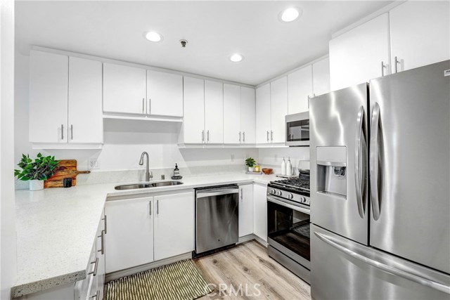 335 S Sierra Madre 203B — photo
