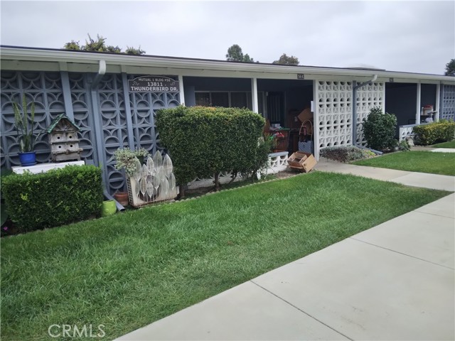 10811 Thunderbird Dr 56K M1 — photo