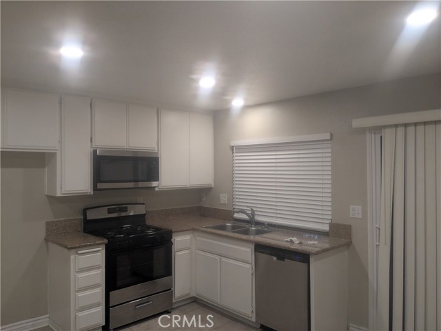 1250 S Brookhurst 1011 — photo