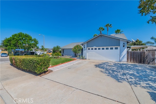 1250 Calle Colnett — photo