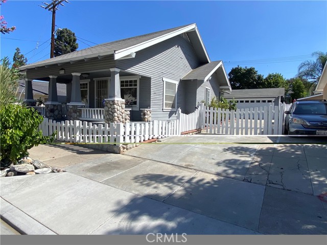 211 S Ross — photo