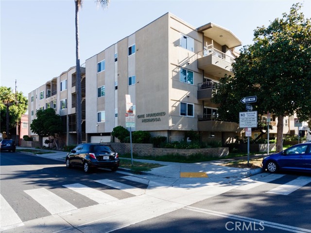 100 Hermosa Unit 1C — photo