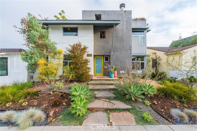 358 Santa Ana — photo