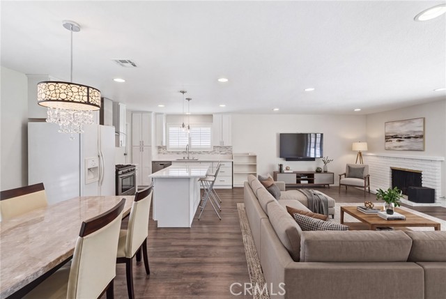 22922 Dry Creek — photo
