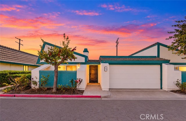 6938 Almondine — photo
