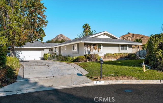 3101 Maricopa — photo