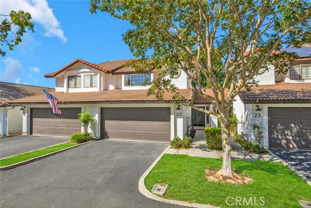 25 Clover Hill Ln Unit 106 — photo