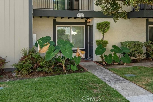 6107 Orange Ave Unit 11 — photo