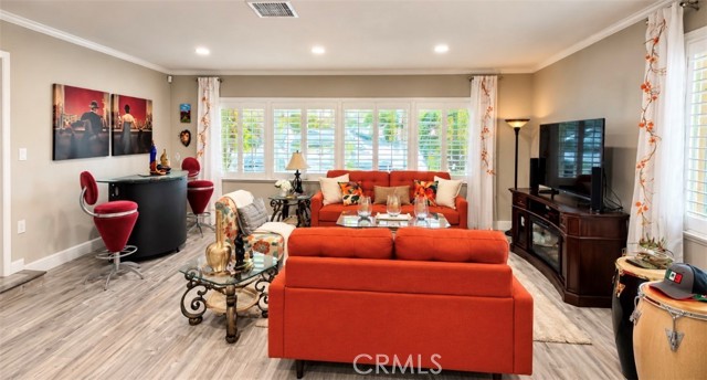 10063 Glenbrook — photo