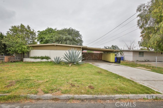 643 W Ramona Dr — photo