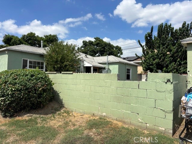 424 Ward Ave — photo