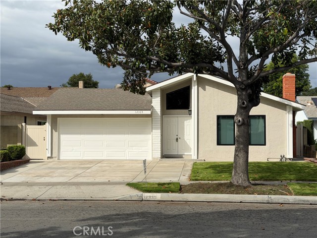 12335 Felson — photo
