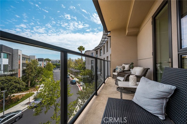 402 Rockefeller Unit 315 — photo