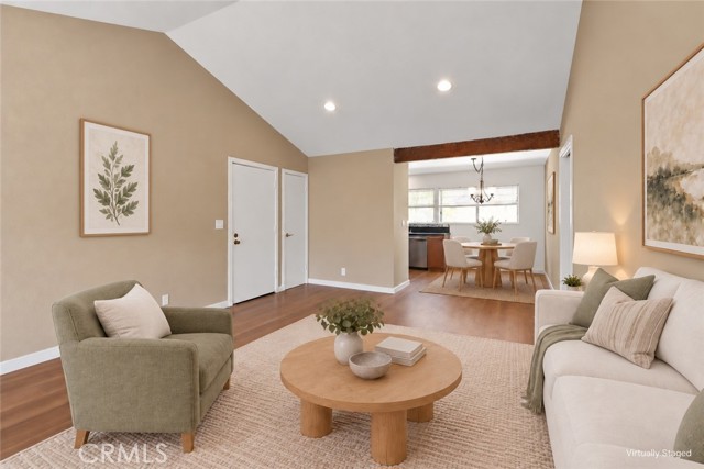 80 Streamwood — photo