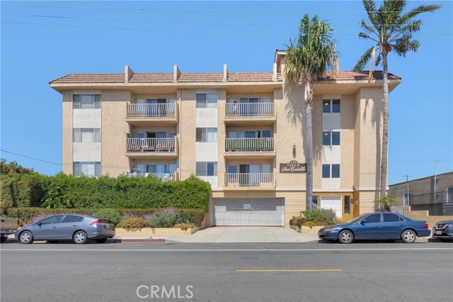 1311 S Grand 10 — photo