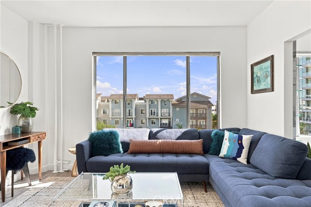 360 W Ocean Blvd 407 — photo