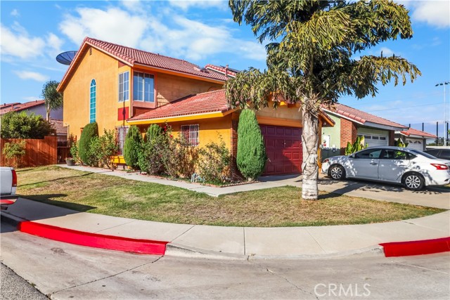 571 W Cypress Cir, Compton, CA 90220 — photo 3