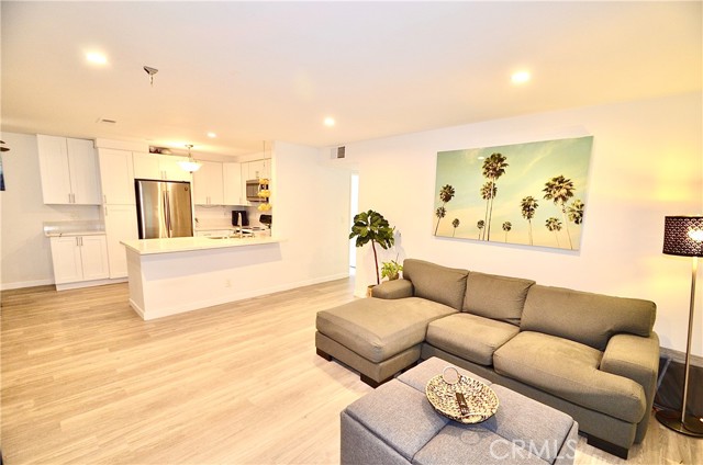 8712 Chessington Dr 255D — photo