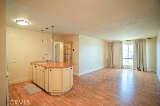5585 E Pacific Coast 161 — photo