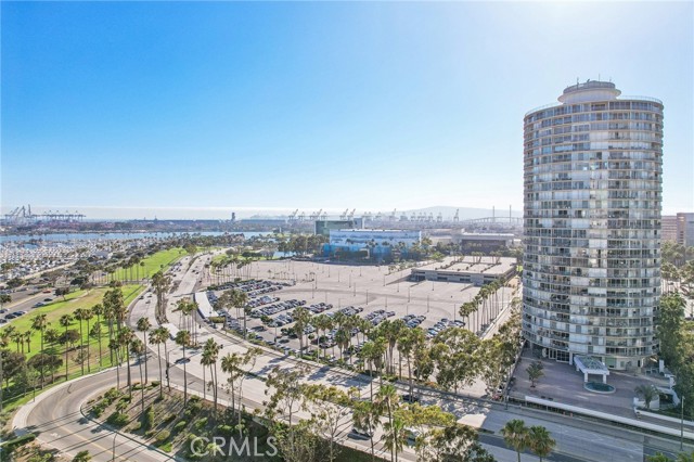 700 E Ocean Blvd 1208 — photo