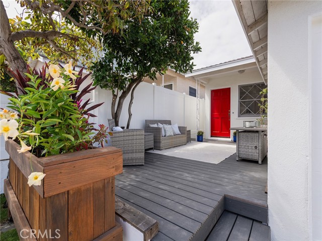 1631 Carver Street — photo