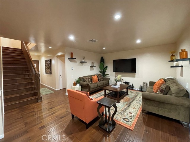 3500 W Manchester Blvd 195 — photo