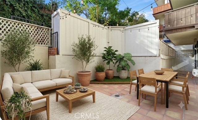 1277 S S Beverly Glen Blvd #107 — photo
