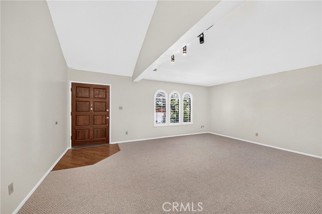 3431 Artesia 21 — photo
