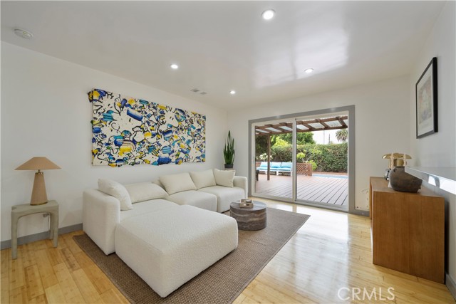 4217 Stewart — photo