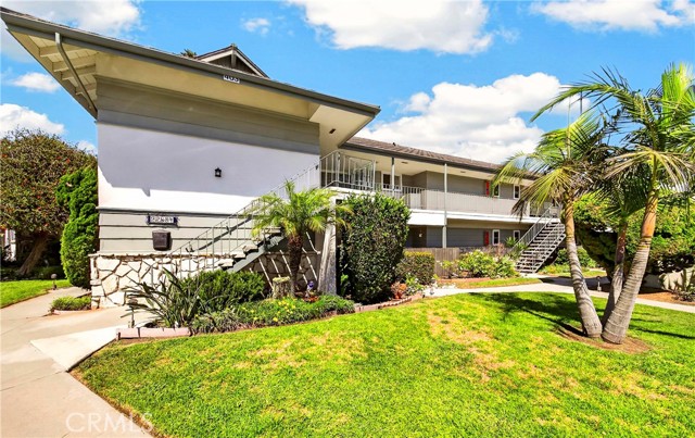 22831 Nadine Circle B — photo