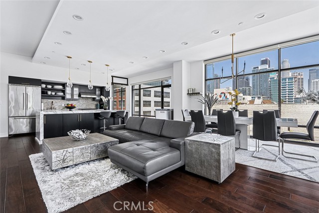 1111 S Grand Ave 511 — photo