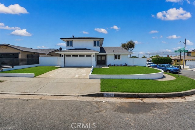 1606 E Fernrock — photo